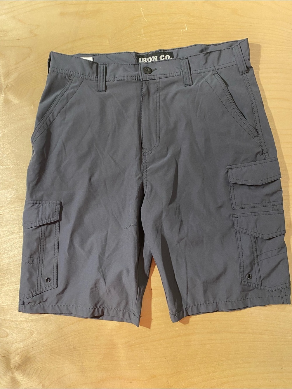 IRON Co. Men's Gray Cargo Shorts 34 (RY)